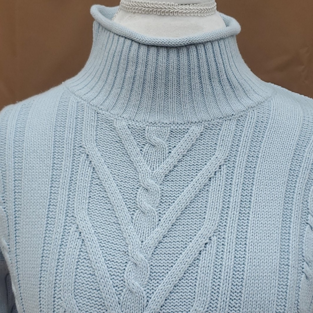 J. CREW BLUE CABLE KNIT SWEATER SIZE SMALL - Picture 3 of 10